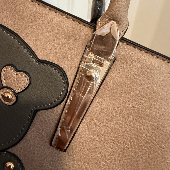 Vegan Leather Bag - Picture 7 of 16